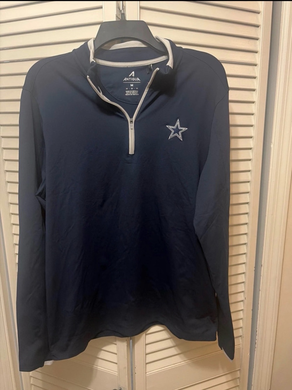 Antigua Women’s Dallas Cowboys Navy Quarter-Zip Pullover